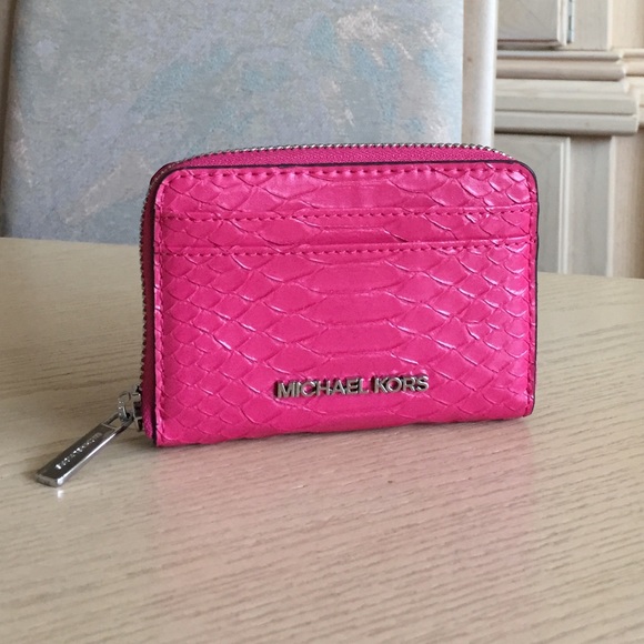 Michael Kors Electric Pink Card Case - Picture 8 of 8